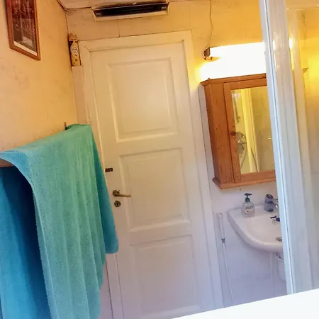 Room2b * Берген