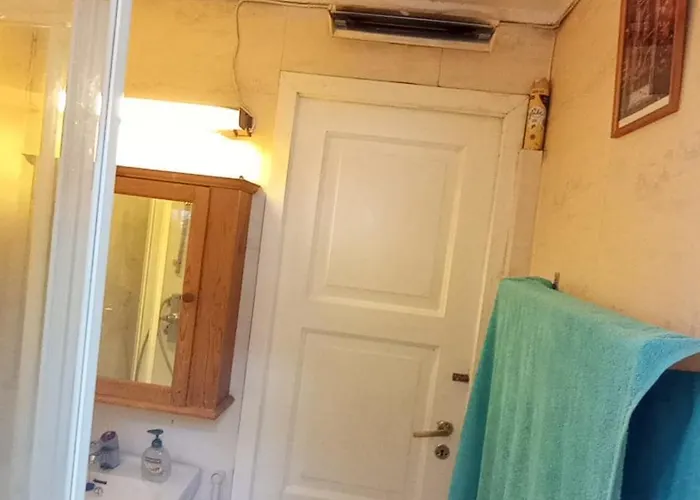 Room2b * Μπέργκεν